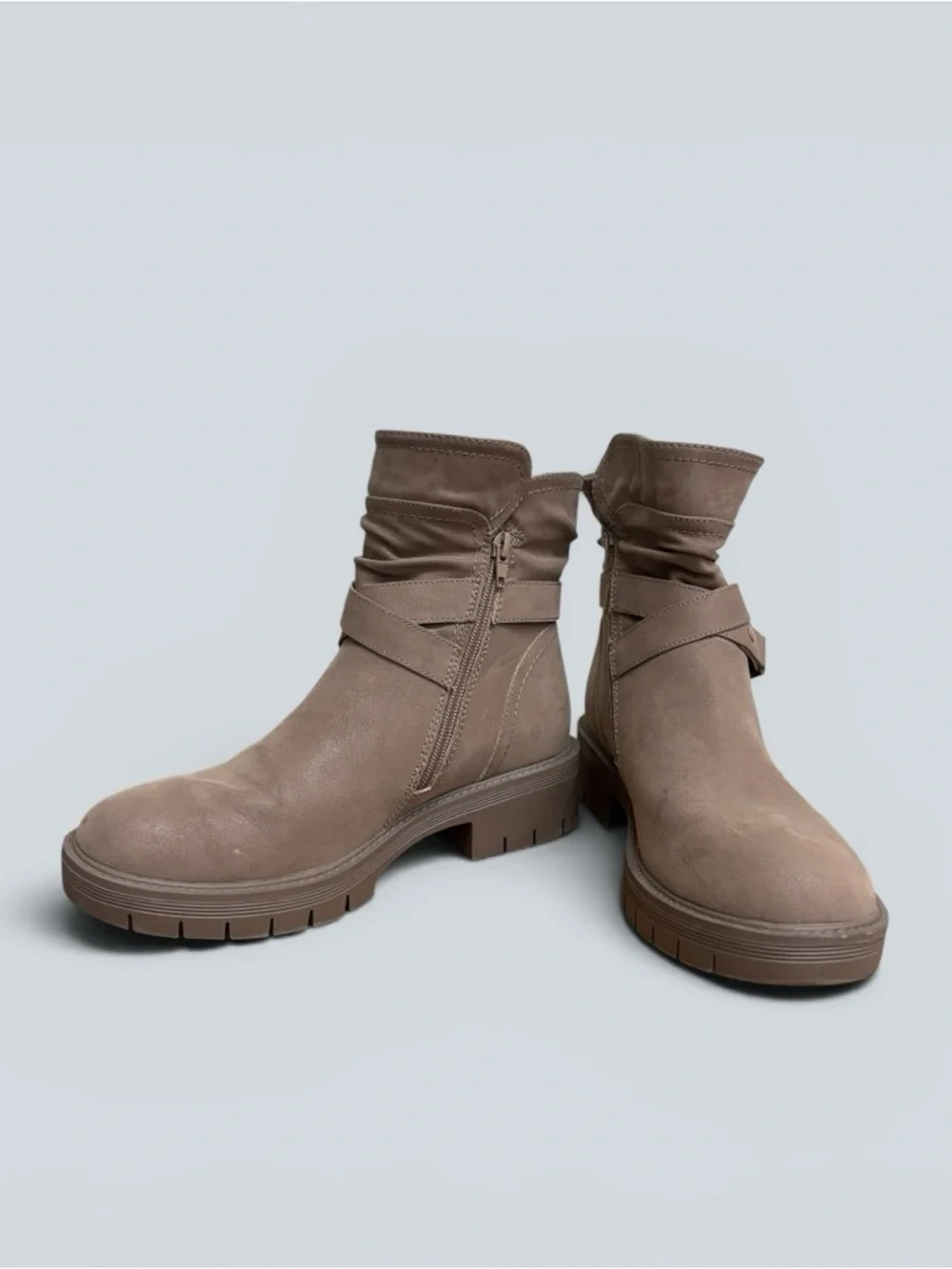 Maurice’s Arya Studded Moto Boot Suede Taupe Buckle Detail Size 8